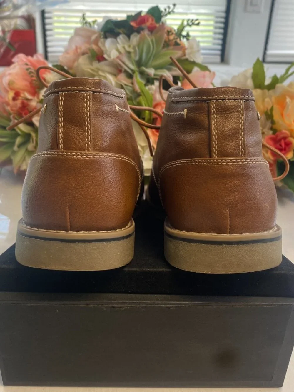 R2 men’s brown